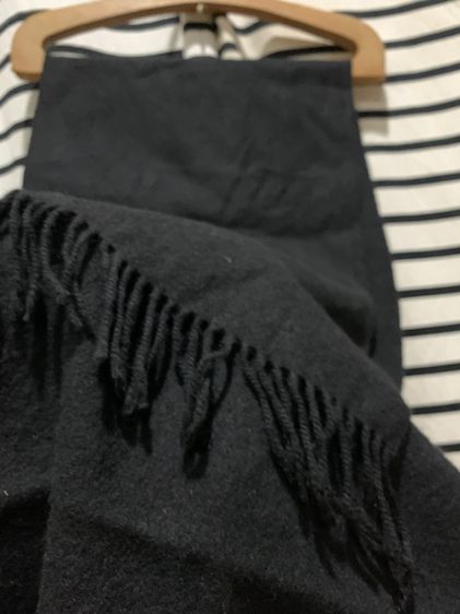 ผ้าพันคอผ้า  WOOL แท้  HEATTECH  ผ้านุ่ม  คลุมไหล่ คลุมคอ เหมาะกับไปที่อากาศหนาว ช่วยให้อุ่นได้ดี  ใช้ได้ทั้งผู้หญิงและผู้ชาย ทูโทน รูปที่ 3