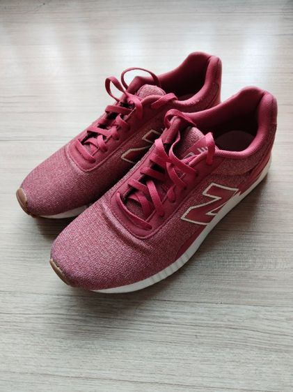 รองเท้า new balance ของแท้ สภาพดีพร้อมใช้ รูปที่ 4