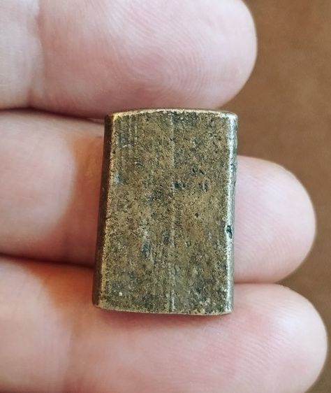 เหรียญหล่อโบราณหลวงพ่อมหาเม่า วัดแหลมยาง รูปที่ 6