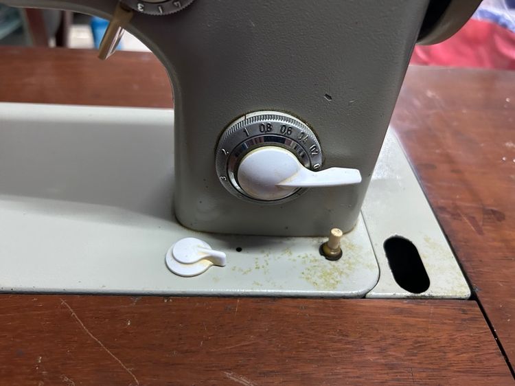 ขายจักรเย็บผ้าซิกแซ็ก PFAFF 262 มอเตอร์ รูปที่ 16