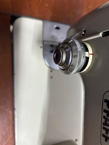 ขายจักรเย็บผ้าซิกแซ็ก PFAFF 262 มอเตอร์ รูปที่ 13