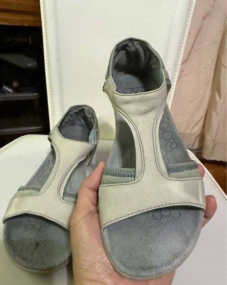 รองเท้าคัทชูหนัง Hush puppies รูปที่ 16