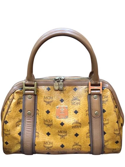 กระเป๋า MCM COGNAC ALMA กระเป๋าหนัง Visetos Cognac  มือสอง รับประกันของแท้ 
