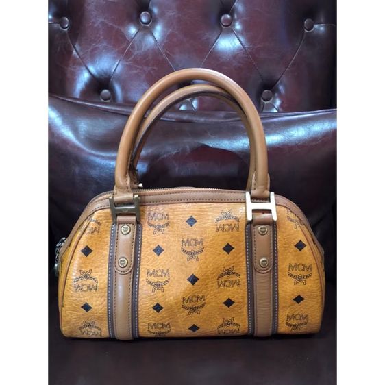 MCM Visetos Alma Cognac กระเป๋าบอสตัน  MCM VISETOS กระเป๋าถือ COGNAC ไซ้ส์S12”แท้ ไม่แท้ยินดีคืนเงิน รูปที่ 2