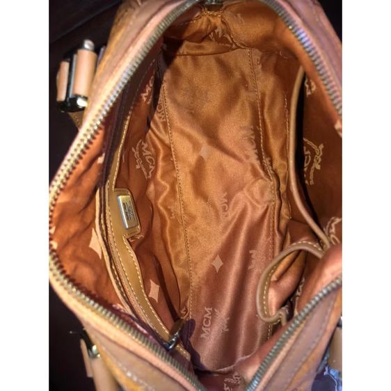MCM Visetos Alma Cognac กระเป๋าบอสตัน  MCM VISETOS กระเป๋าถือ COGNAC ไซ้ส์S12”แท้ ไม่แท้ยินดีคืนเงิน รูปที่ 5