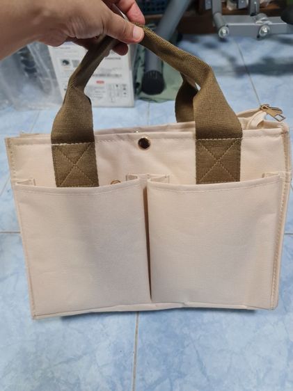 กระเป๋าสีครีมผ้าแคนวาสหลายช่อง รูปที่ 9