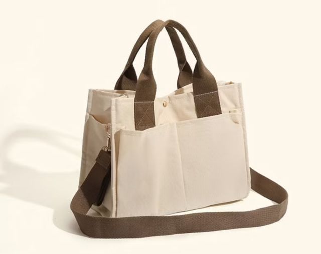 หญิง เนื้อ อื่นๆ กระเป๋าสีครีมผ้าแคนวาสหลายช่อง