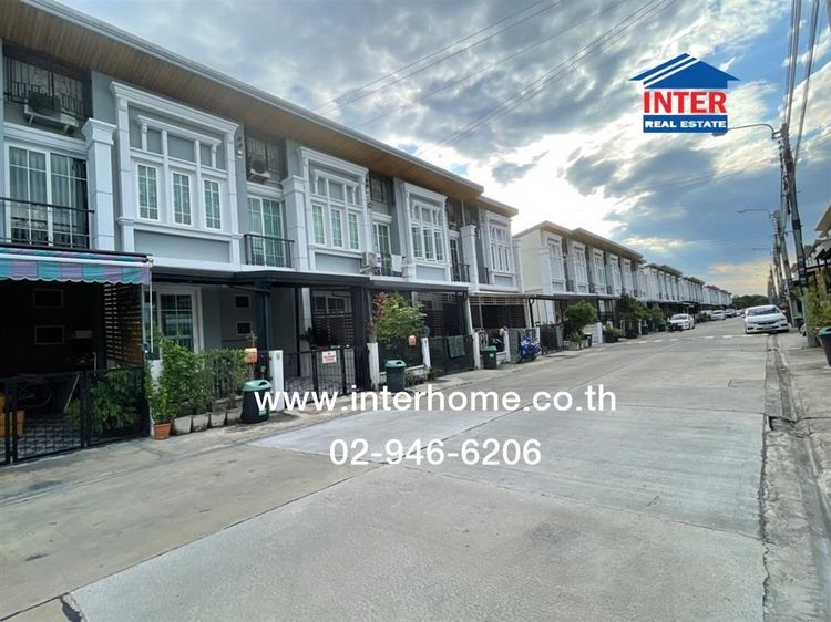ไม่ใช่ ทาวน์โฮม 2 ชั้น 16.6 ตร.ว. หมู่บ้านโกลเด้นทาวน์3 ลาดพร้าว-เกษตรนวมินทร์ ซอยนวมินทร์42 แยก27 ถนนนวมินทร์ ถนนลาดพร้าว เขตบึงกุ่ม กรุงเทพมหานคร