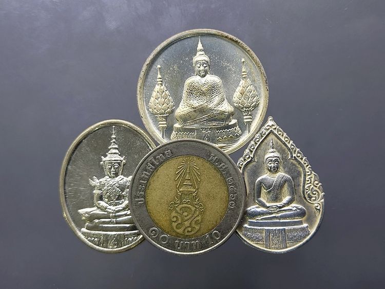 เหรียญพระแก้วมรกต ภปร รุ่นสอง ชุด 3 ฤดู เนื้อเงิน ฉลองกรุงรัตนโกสินทร์ 200 ปี พ.ศ.2525 พร้อมกล่องเดี่ยว สวยงาม รูปที่ 5