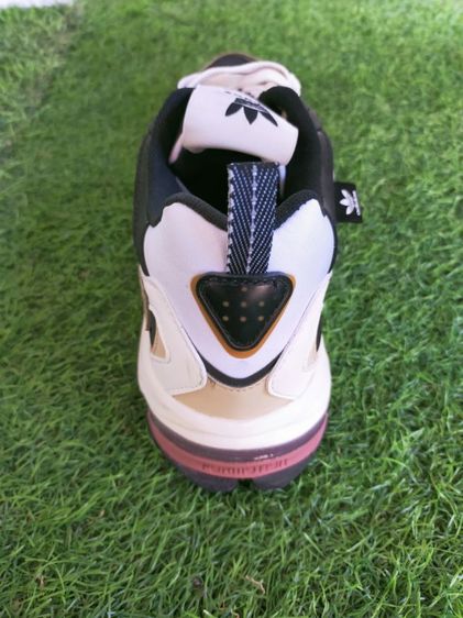 📣📣 ADIDAS sftm-001
Song for the Mute x Shadowturf สวยๆครับ 1200บ.📣📣 รูปที่ 7