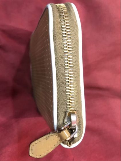 กระเป๋าสตางค์ใบยาวปราด้า. กระเป๋า Prada Tan สไตล์วินเทจ  กระเป๋าหนังซาฟเฟียโน สีแทนเจาะรูขอบสีขาว รับประกันของแท้  รูปที่ 7