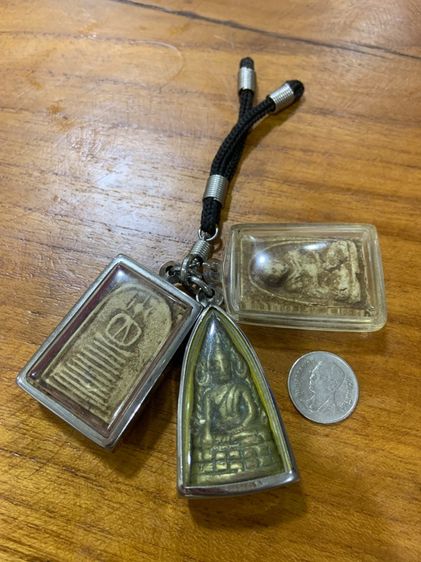 พระบ้าน ปล่อยยกพวง