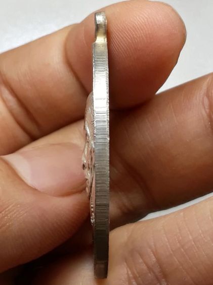 เหรียญหน้าแก่หลวงปู่สี  รูปที่ 3