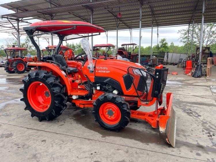 รถเครื่องดี เครื่องแรง พร้อมใช้งาน รถไถคูโบต้ารุ่น L4018SP ใบดันดินหน้า ผาน 1 ตัว ดาวน์ 50,000 บาท สนใจโทรได้จ้า รูปที่ 2