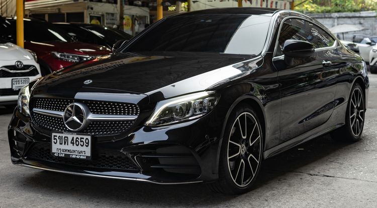 Mercedes-Benz C-Class 2022 C200 Sedan เบนซิน ไม่ติดแก๊ส เกียร์อัตโนมัติ ดำ รูปที่ 2