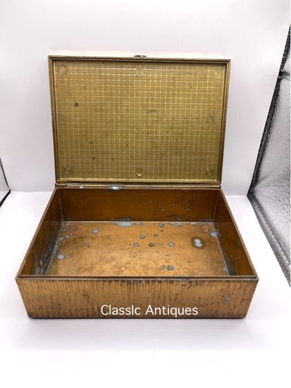 หีบ กล่อง โลหะเก่าโบราณสะสม รูปที่ 4