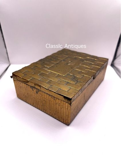 หีบ กล่อง โลหะเก่าโบราณสะสม รูปที่ 10