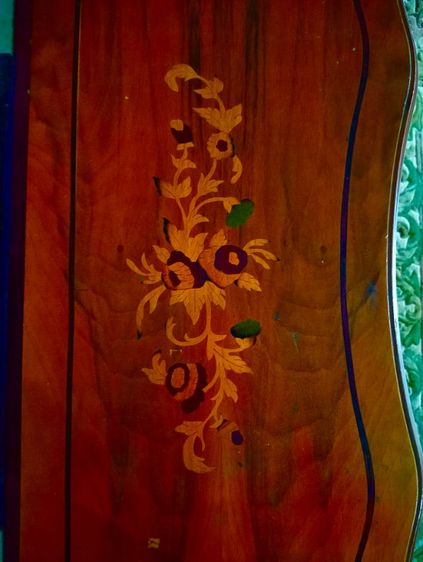 ฝรั่งเศส..ตู้ไม้ 3 ลิ้นชักงานอินเลสุดงามสภาพเยี่ยมจากฝรั่งเศส รูปที่ 5