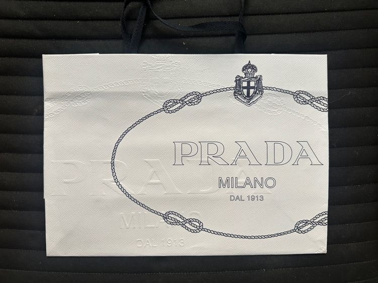 ขายกล่องใส่กระเป๋า Prada ซื้อจาก Amsterdam รูปที่ 4