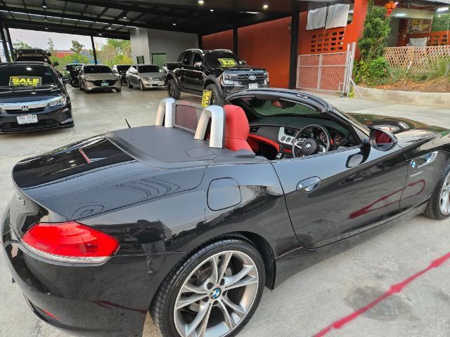 BMW Z4 2014 2.0 sDrive20i เบนซิน ไม่ติดแก๊ส เกียร์อัตโนมัติ ดำ รูปที่ 3