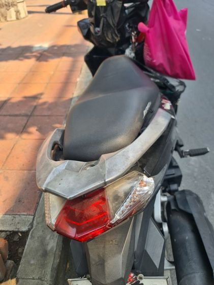 Honda Click 125 ปี 2017 รูปที่ 5