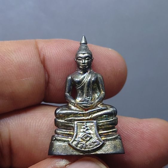 พระพุทธโสธร เนื้อเงิน รมดำ ที่ระลึกครบรอบ 120 ปี กรมศุลกากร กระทรวงการคลัง พ.ศ.2537 พร้อมกล่องเดิม รูปที่ 3