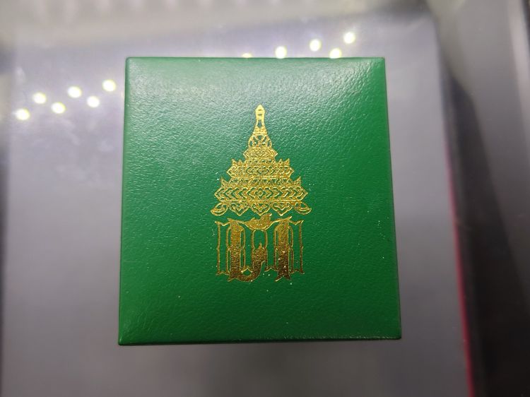 พระพุทธโสธร เนื้อเงิน รมดำ ที่ระลึกครบรอบ 120 ปี กรมศุลกากร กระทรวงการคลัง พ.ศ.2537 พร้อมกล่องเดิม รูปที่ 9