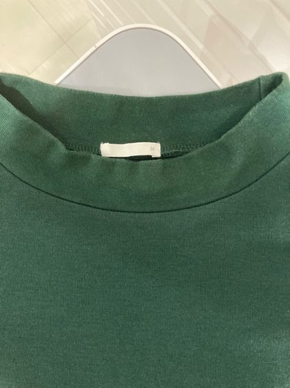 เสื้อยึดชายคอปีน GU size m รูปที่ 6