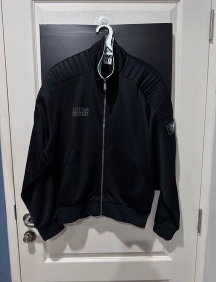 เสื้อวอร์มสีดำ แบรนด์ Addidas 