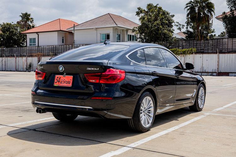 BMW Series 3 2019 320d Sedan ดีเซล ไม่ติดแก๊ส เกียร์อัตโนมัติ ดำ รูปที่ 4