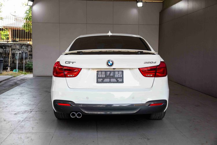 BMW Series 3 2017 320d Sedan ดีเซล ไม่ติดแก๊ส เกียร์อัตโนมัติ ขาว รูปที่ 2