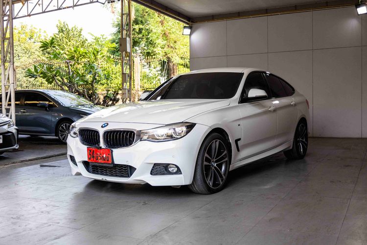 BMW Series 3 2017 320d Sedan ดีเซล ไม่ติดแก๊ส เกียร์อัตโนมัติ ขาว รูปที่ 4