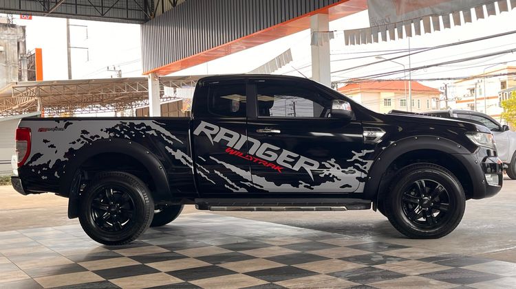 Ford Ranger 2017 2.2 Hi-Rider XLT Pickup ดีเซล ไม่ติดแก๊ส เกียร์ธรรมดา ดำ รูปที่ 4