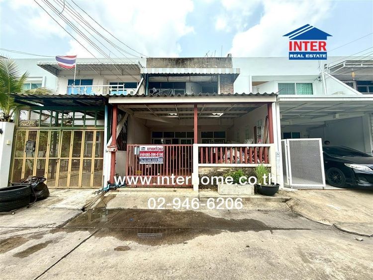 มีบางส่วน ไม่ใช่ ทาวน์เฮ้าส์ 2 ชั้น 27 ตร.ว. ทาวน์เฮ้าส์ ซอยเสนานิเวศน์102 ถนนพหลโยธิน ถนนเสนานิคม1 หมู่บ้านเสนานิเวศน์102 เขตลาดพร้าว กรุงเทพมหานคร