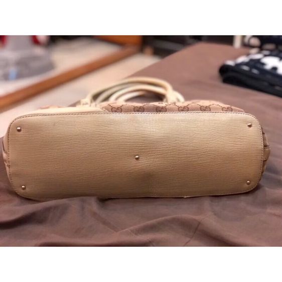 Gucci Horsebit Hand  กระเป๋าสะพายสีเบจสีขาว แท้ ไม่แท้ยินดีคืนเงิน รูปที่ 8