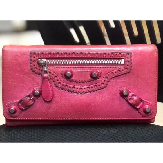 Balenciagaกระเป๋าสตางค์ใบยาวManager Ianto Coveredสีชมพูหมายเลขรุ่น 233590 ของแท้ ม่แท้ยินดีคืนเงิน
