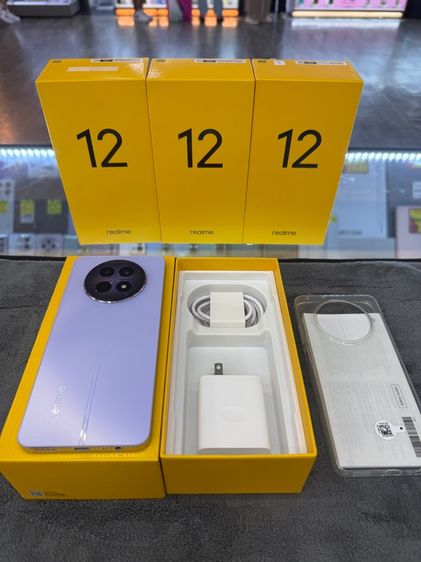 ยี่ห้ออื่นๆ 256 GB Realme12 (5G) Ram8 Rom256 แท้ศูนย์ไทย