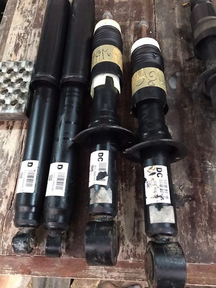 โข๊คอัพเดืม ฟอร์ด แรนเจอร์ XLT 2019 หน้า-หลัง ใข้งานปกติ โข๊คอัพ เดิม ford Everest 3.2 หน้า-หลัง ใข้งานปกติ 0972651951คู่ละ1000.-  รูปที่ 2