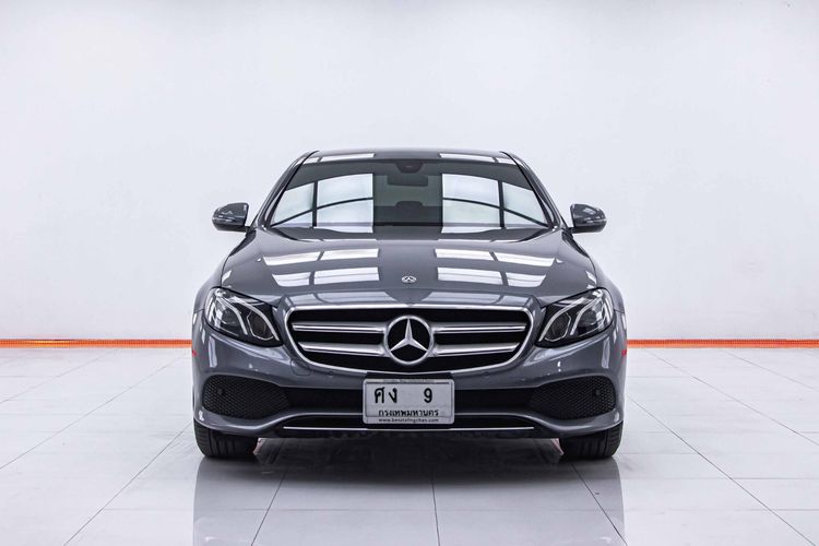 Mercedes-Benz E-Class 2019 E350 Sedan ปลั๊กอินไฮบริด (PHEV) ไม่ติดแก๊ส เกียร์อัตโนมัติ เทา รูปที่ 4