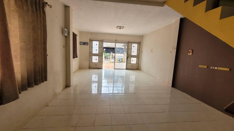 ใช่ 💖 ทาวน์เฮ้าส์ เมืองสุราษฎร์ธานี ราคาพิเศษ! 💖 รูปที่ 3