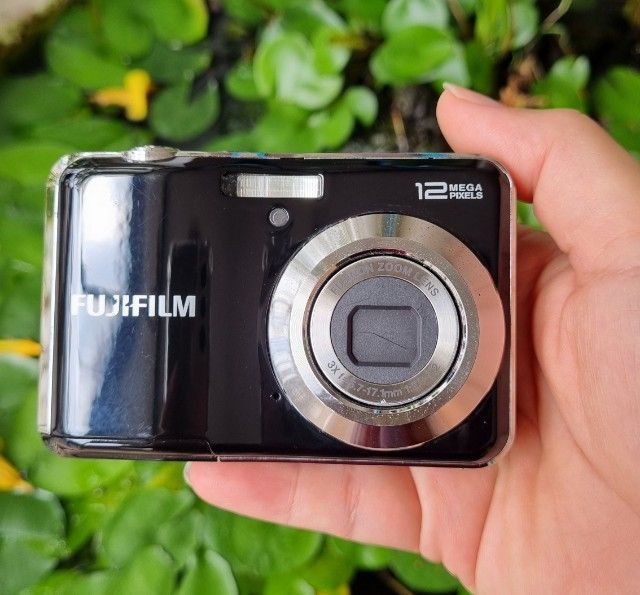 กล้องคอมแพค ไม่กันน้ำ กล้องถ่ายรูป FUJIFILM AV110 FinePix