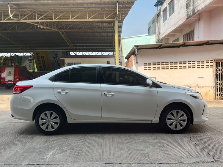 Toyota Vios 2018 1.5 J Sedan เบนซิน ไม่ติดแก๊ส เกียร์อัตโนมัติ ขาว รูปที่ 4