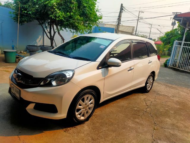 Honda Mobilio 2017 1.5 V Van เบนซิน ไม่ติดแก๊ส เกียร์อัตโนมัติ ขาว รูปที่ 3