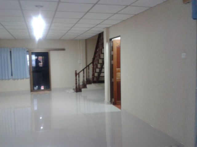 อื่นๆ ไม่มี สร้างเสร็จก่อน 2010 ให้เช่าบ้านเดี่ยว 2 ชั้น รูปที่ 3