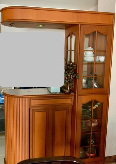 ของใช้ในบ้านต่างๆ จาน ชาม แก้ว รวมถึงเฟอร์นิเจอร์เก่า ชุดโต็ะหมู่บูชาไม้ และอื่นๆ รูปที่ 11