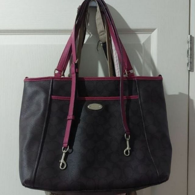 กระเป๋า coach