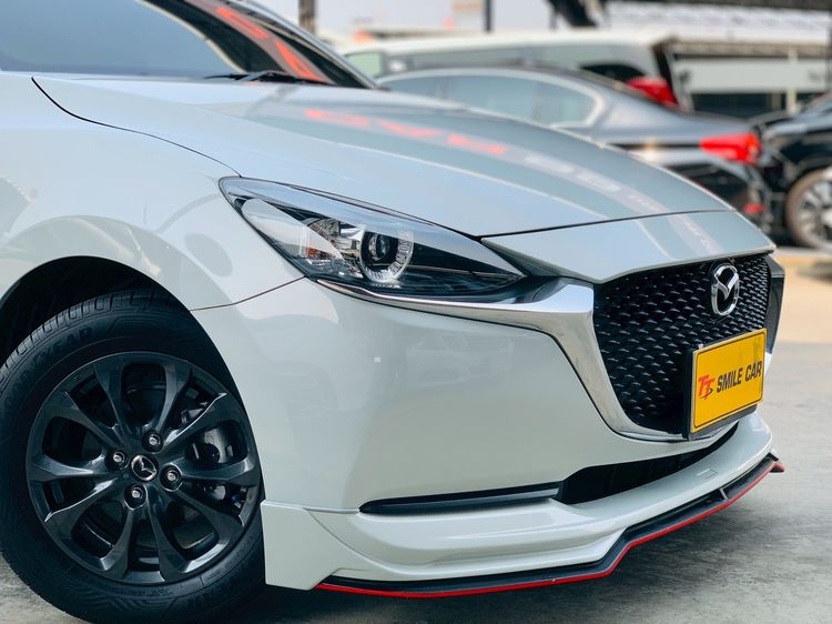 Mazda Mazda 2 2020 1.3 Skyactiv-G E Sedan Sedan เบนซิน ไม่ติดแก๊ส เกียร์อัตโนมัติ ขาว รูปที่ 4