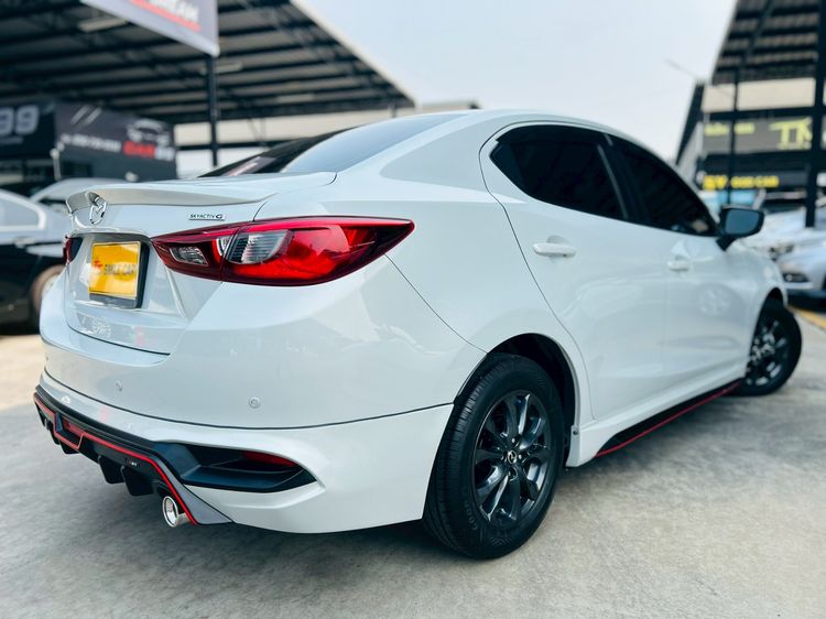 Mazda Mazda 2 2020 1.3 Skyactiv-G E Sedan Sedan เบนซิน ไม่ติดแก๊ส เกียร์อัตโนมัติ ขาว รูปที่ 3
