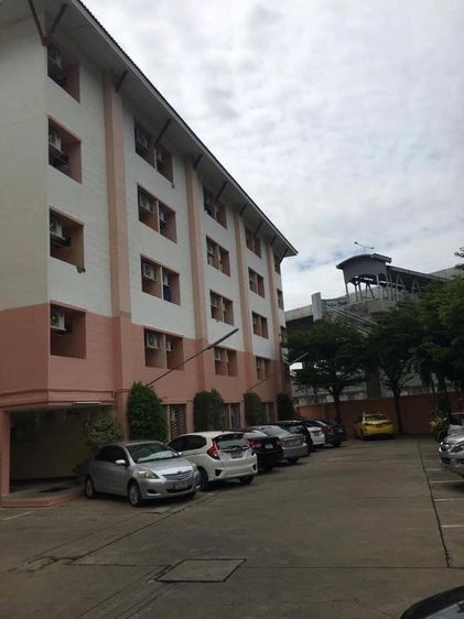 ธนภัทรแมนชั่น