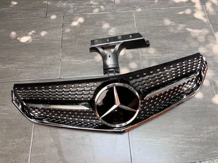 กระจังหน้า Benz W207 E-Coupe ทรง AMG GT , AMG Daimond